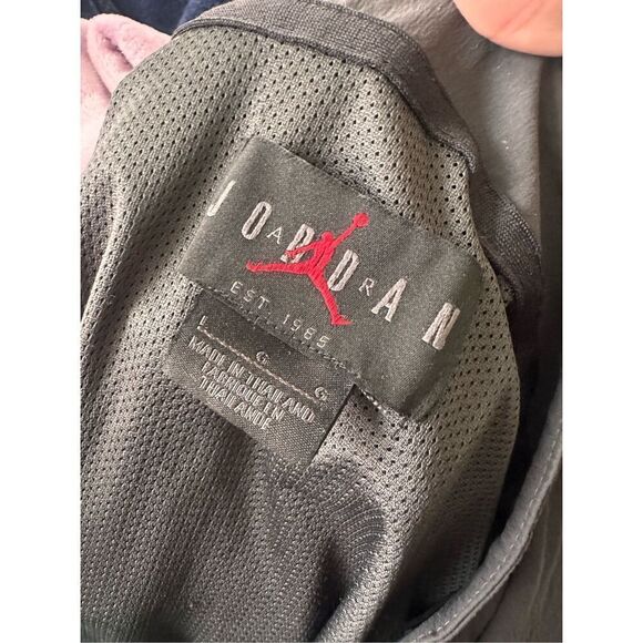 Jordan Pullover Windbreaker Zip Up Large - Picture 3 of 8